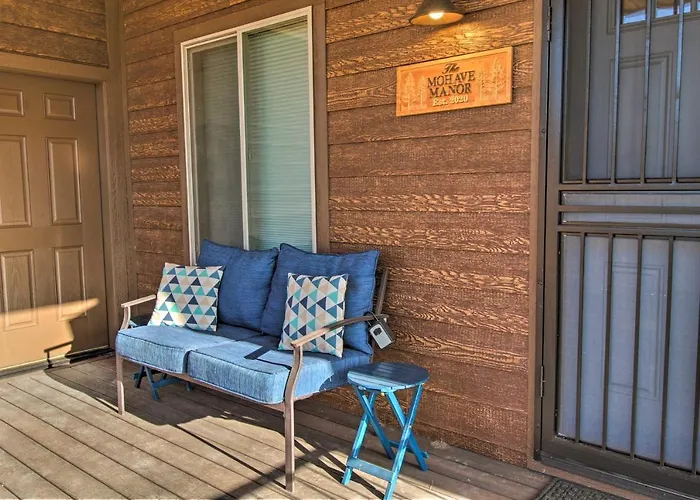 1 Mi To Rainbow Lake: Newly Built & Woodsy Retreat Holiday home *